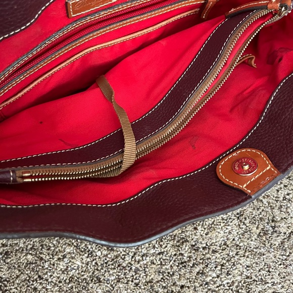 Dooney & Bourke Large Shoulder Bag - Picture 8 of 13